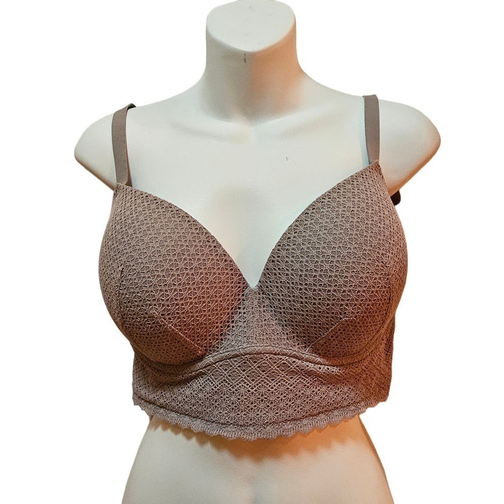 Victoria Secret Lacey Lavender Bra. 39DD. Sexy. Romantic Honeymoon DateNight‎